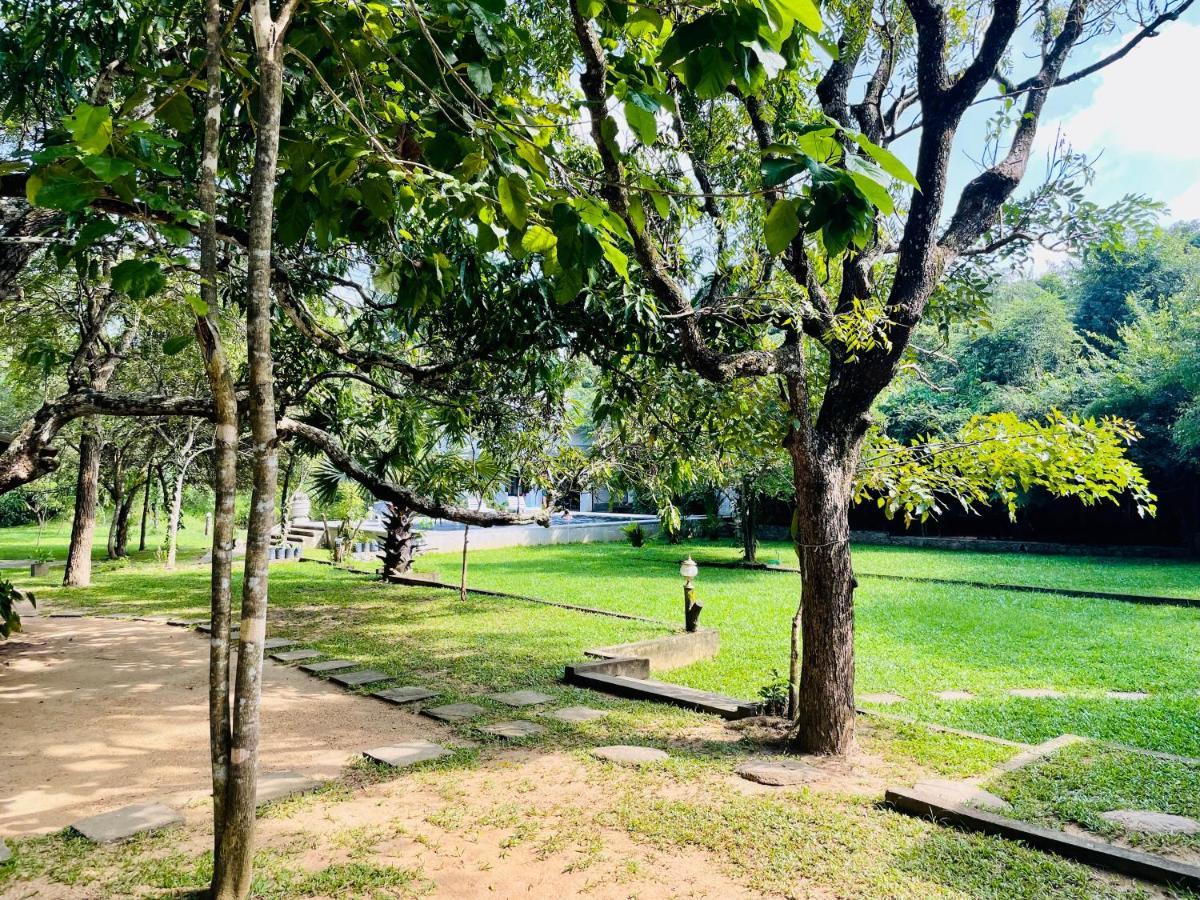 Hotel Sigiriya Kele Ngoại thất bức ảnh